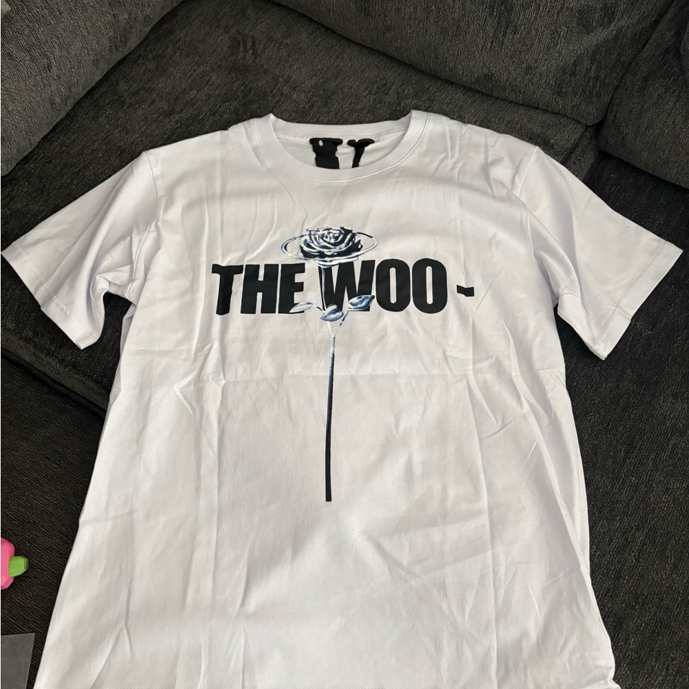 Vlone men’s graphic tee